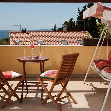 Ruhige Mit Herrlicher Aussicht By Interhome Apartment
