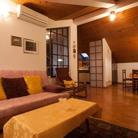 Ruhige Mit Herrlicher Aussicht By Interhome * Split