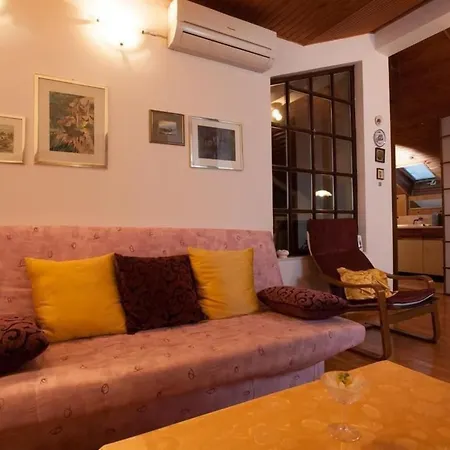 Ruhige Mit Herrlicher Aussicht By Interhome Apartamento