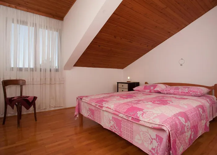 Ruhige Mit Herrlicher Aussicht By Interhome * Spalato