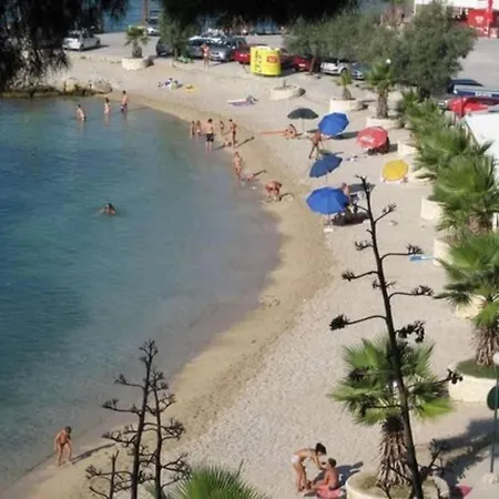 Ruhige Mit Herrlicher Aussicht By Interhome Daire *